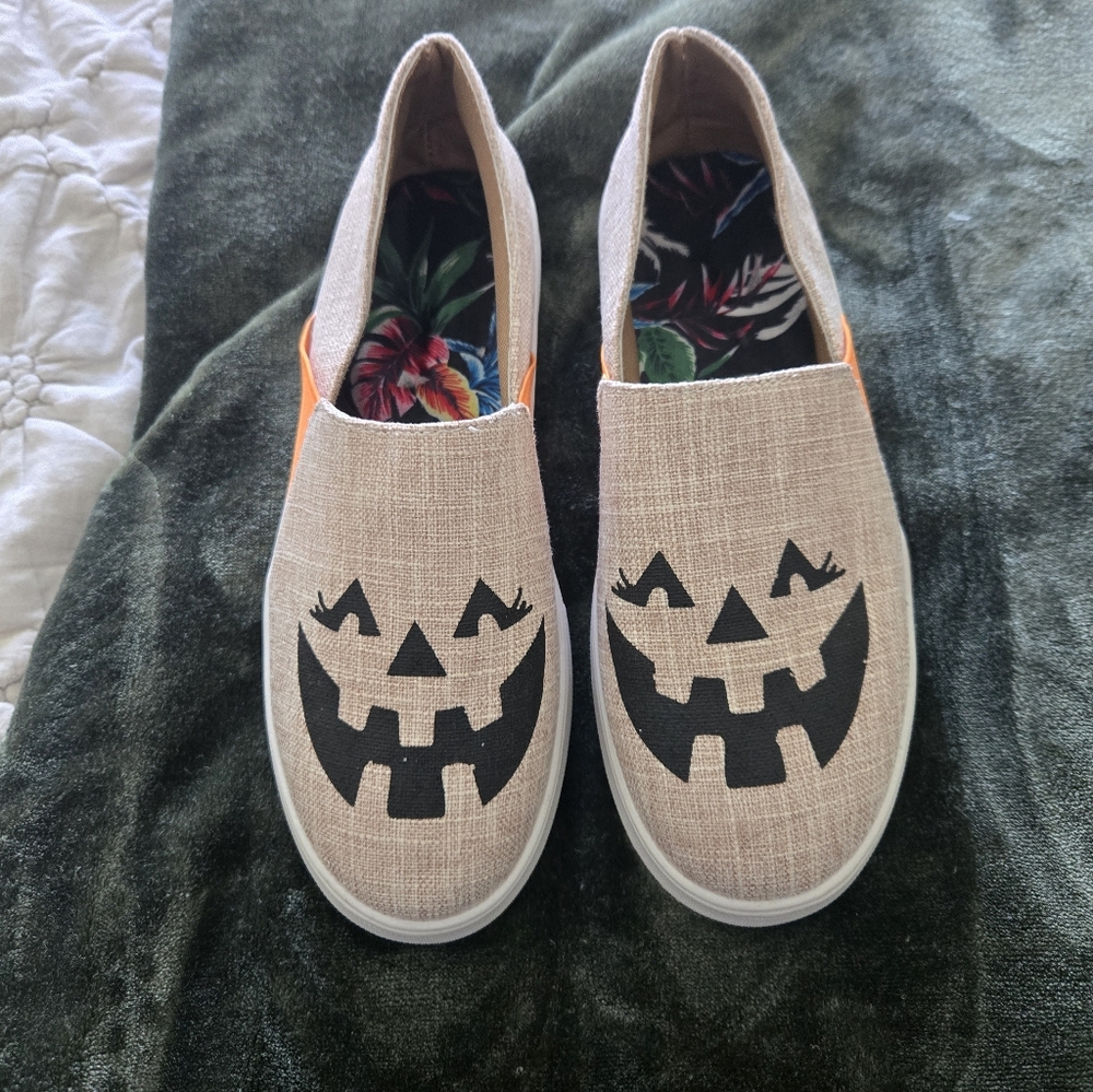 Halloween Pumpkin Face Slip-On Shoes Sz Womens EU42 US 11
